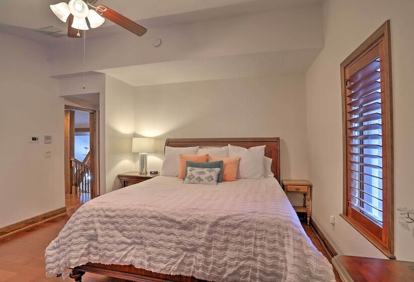 The Peacock Farm Largo Home + Outdoor Oasis!