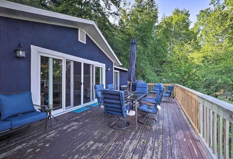 Rapid City Home On Torch Lake W/ 2 Fireplaces!