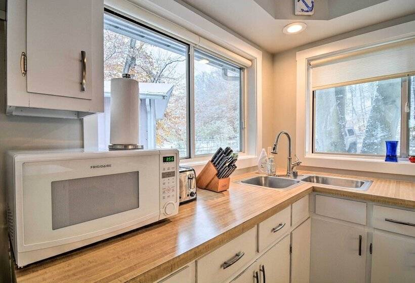 Rapid City Home On Torch Lake W/ 2 Fireplaces!