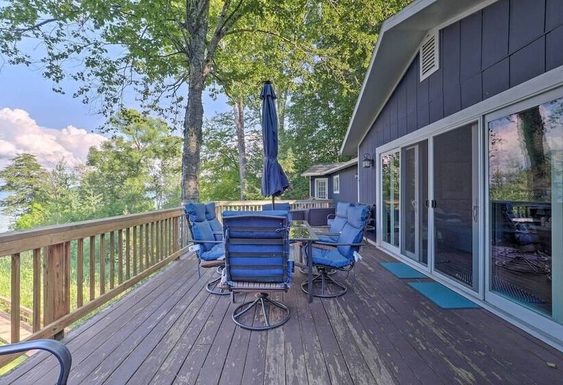 Rapid City Home On Torch Lake W/ 2 Fireplaces!