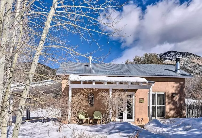 Unique Casita W/ Kiva Fireplace: 11 Mi To Taos Ski