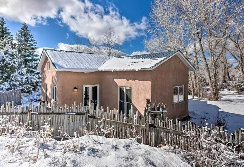 Unique Casita W/ Kiva Fireplace: 11 Mi To Taos Ski