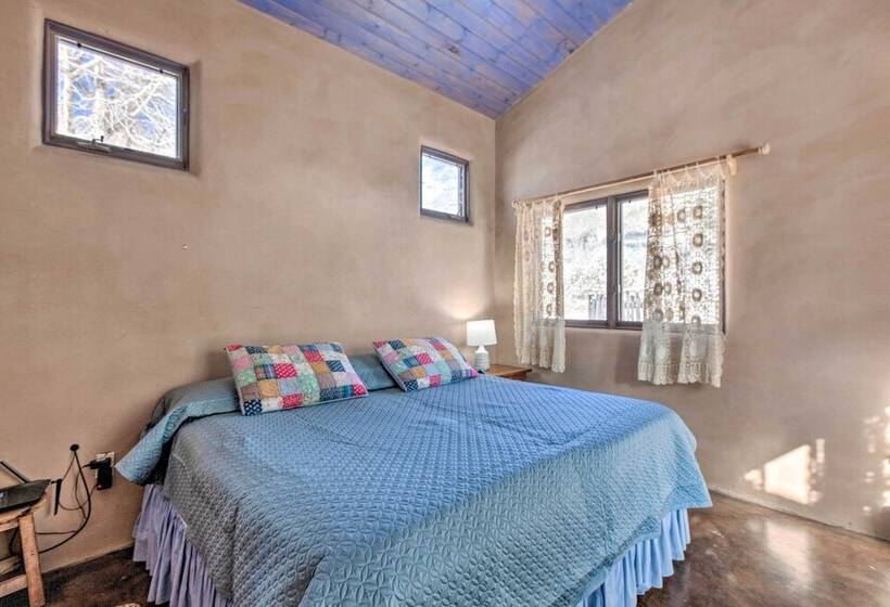 Unique Casita W/ Kiva Fireplace: 11 Mi To Taos Ski