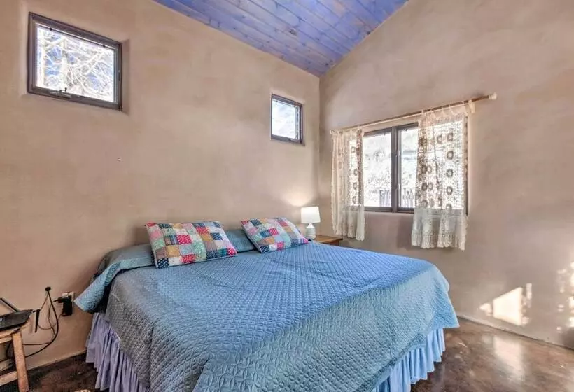 Unique Casita W/ Kiva Fireplace: 11 Mi To Taos Ski