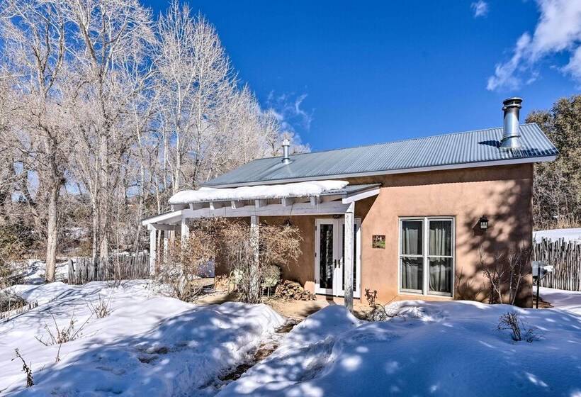 Unique Casita W/ Kiva Fireplace: 11 Mi To Taos Ski