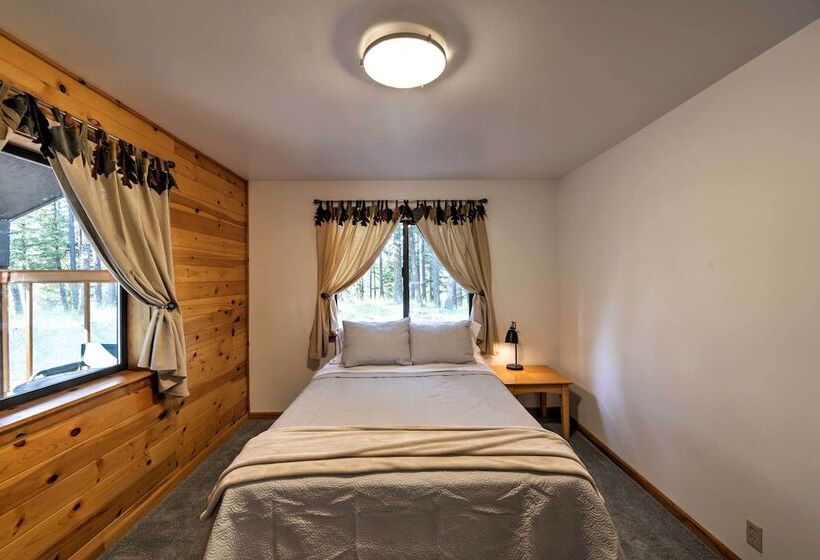 Ashland Cabin On 170 Acres W/ Mtn Views & Sauna!