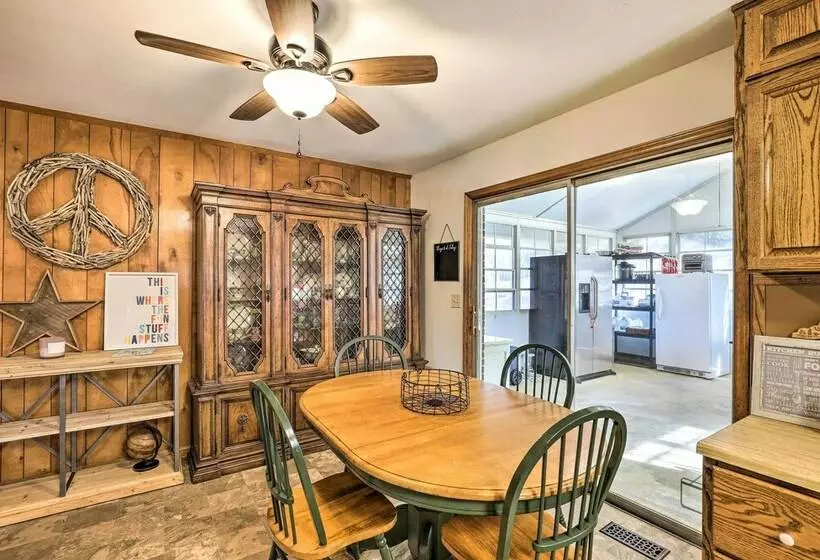Blue Ridge Mountain Escape W/ Hot Tub, Grill!