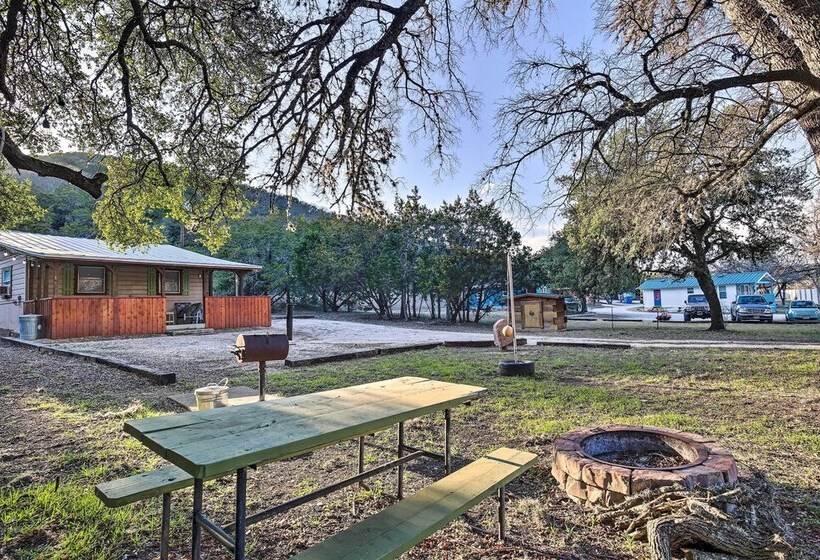 Cabana Sol  Cabin: 4 Mi To Garner State Park