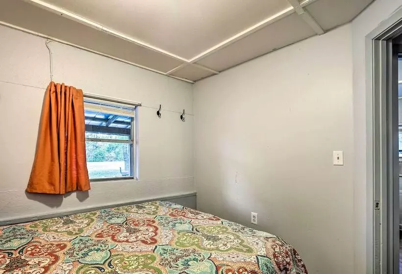 Cabana Sol  Cabin: 4 Mi To Garner State Park