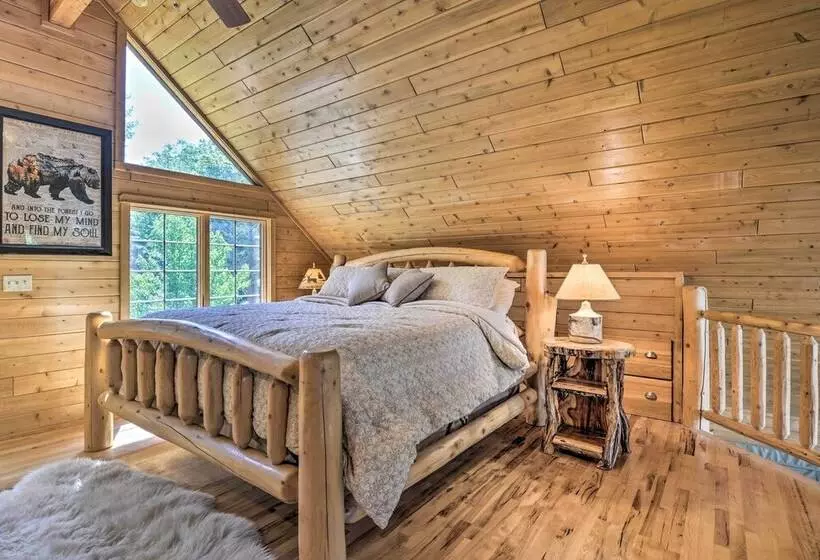 Cabin On Lake W/ 63 Acres & Trails + Guest House!