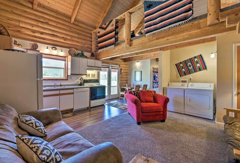 Cabin W/ Fire Pit, Views & Bbq: 18 Mi To Moab!