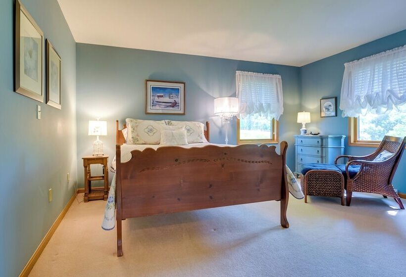 Calm Stewartstown Cottage On 90 Acres W/ Barn