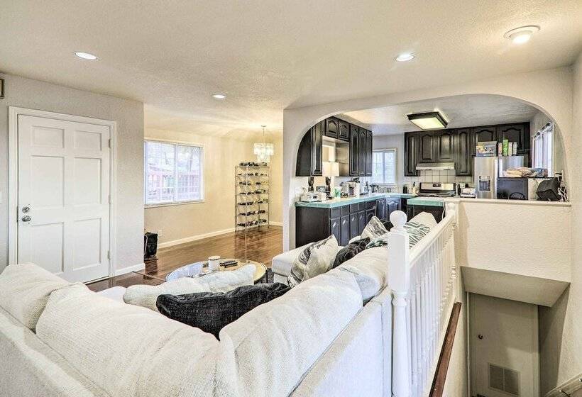 Castro Valley Home W/ Bay Area Views!