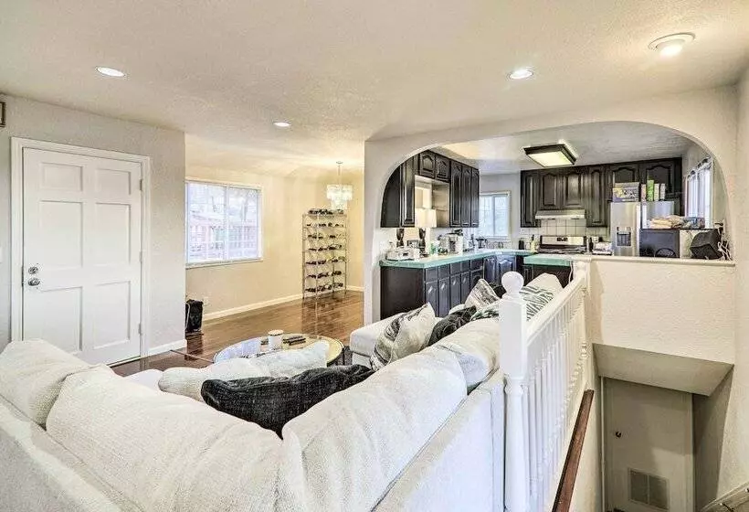 Castro Valley Home W/ Bay Area Views!