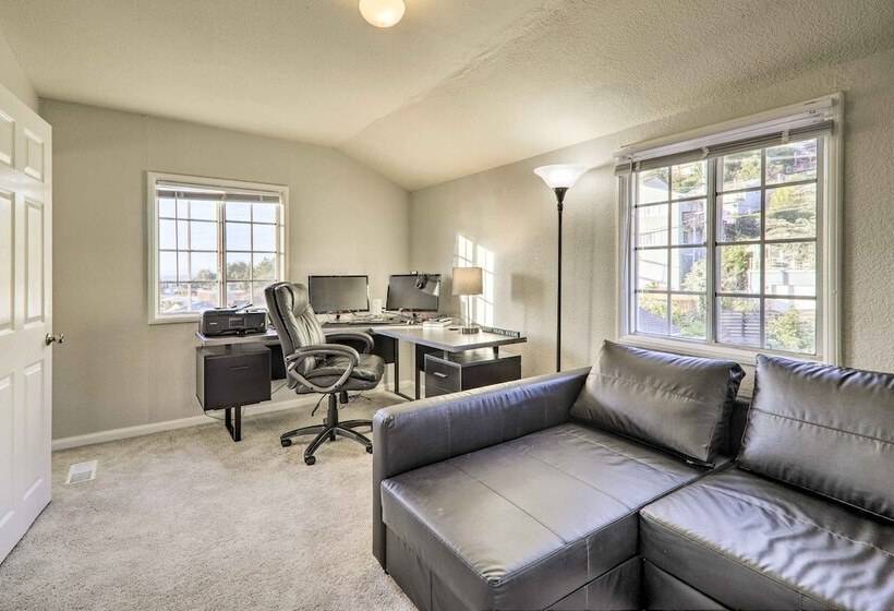 Castro Valley Home W/ Bay Area Views!