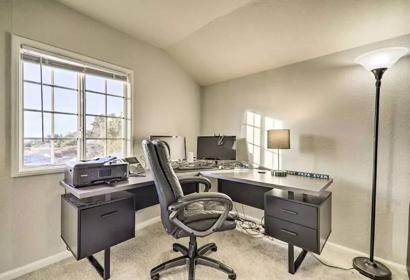 Castro Valley Home W/ Bay Area Views!