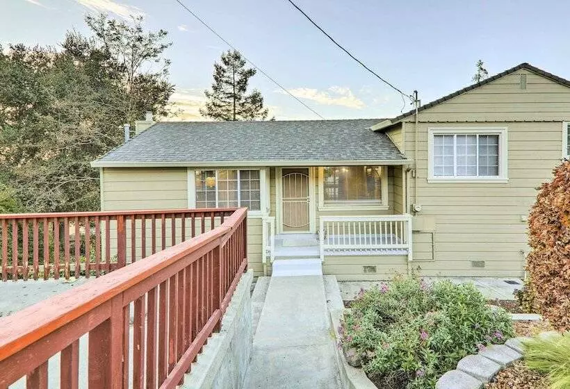 Castro Valley Home W/ Bay Area Views!