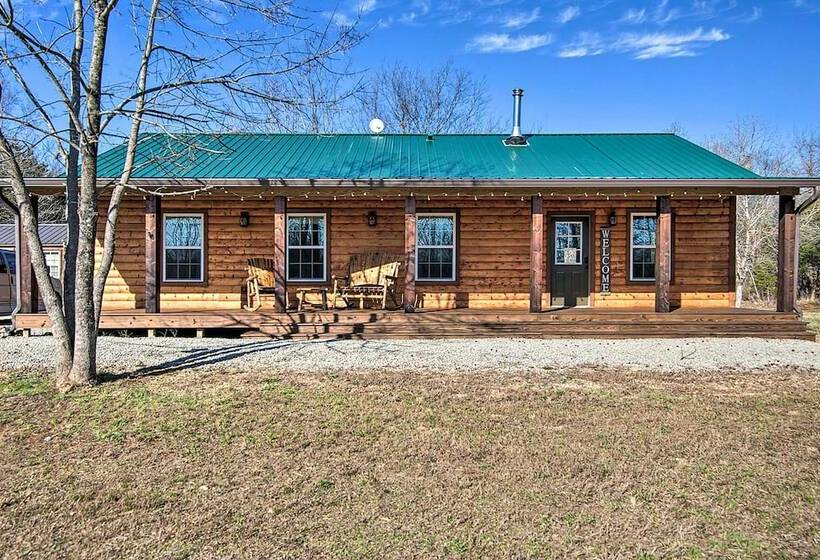 Centerville Cabin Rental: 68 Mi To Nashville!