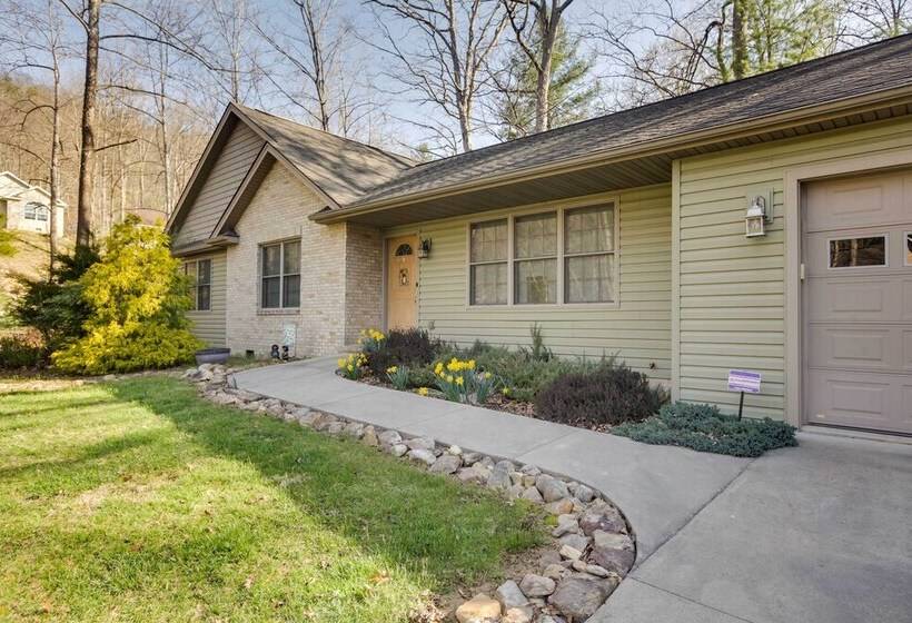 Charming Massanutten Resort Home W/ Grill!