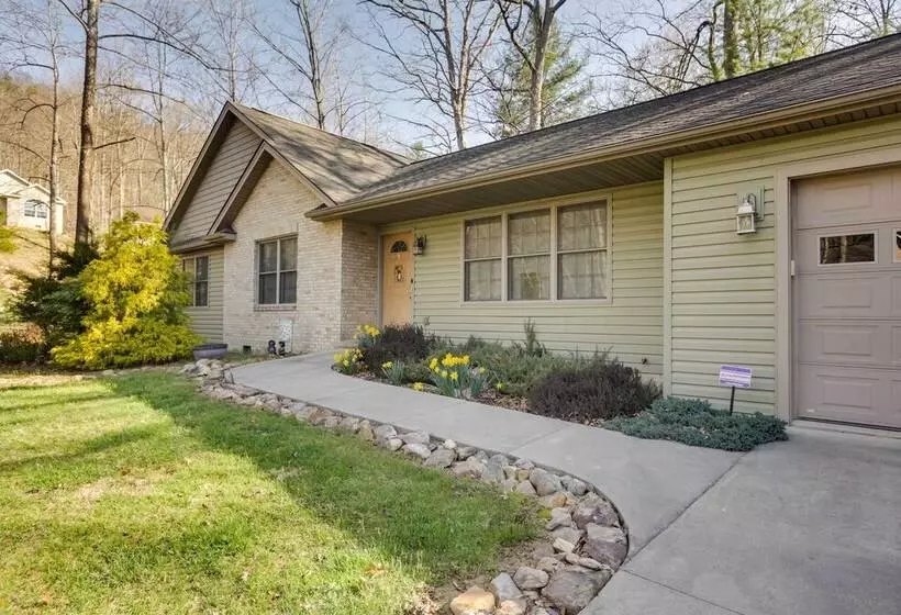 Charming Massanutten Resort Home W/ Grill!