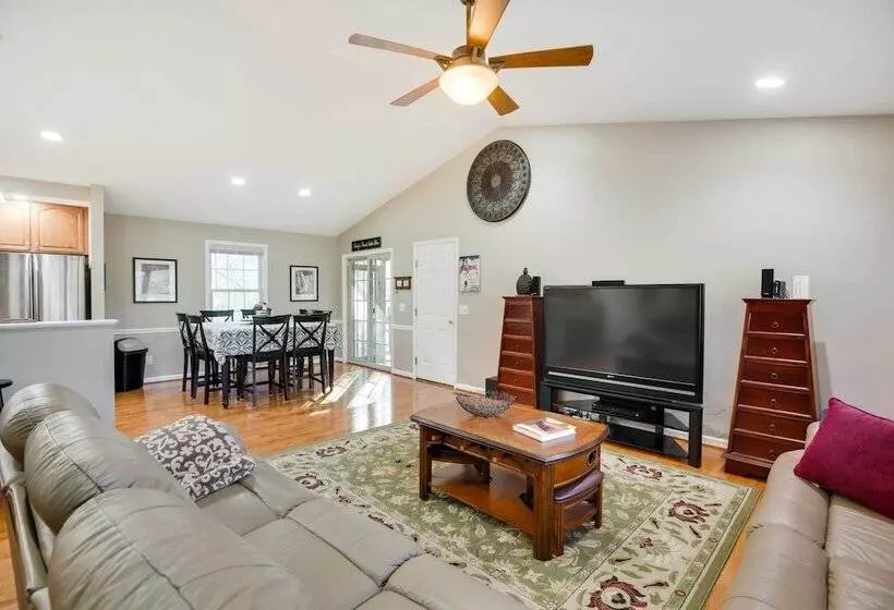 Charming Massanutten Resort Home W/ Grill!