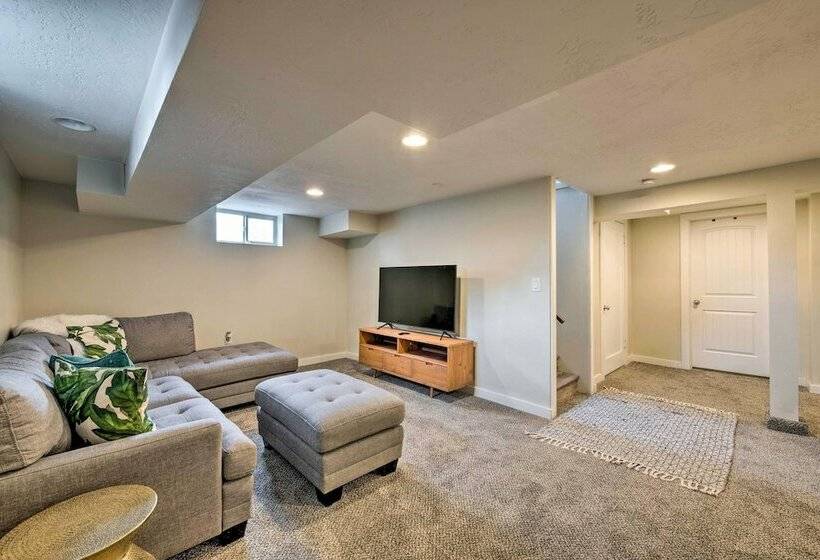 Chic Salt Lake City Home < 2 Mi To Downtown!