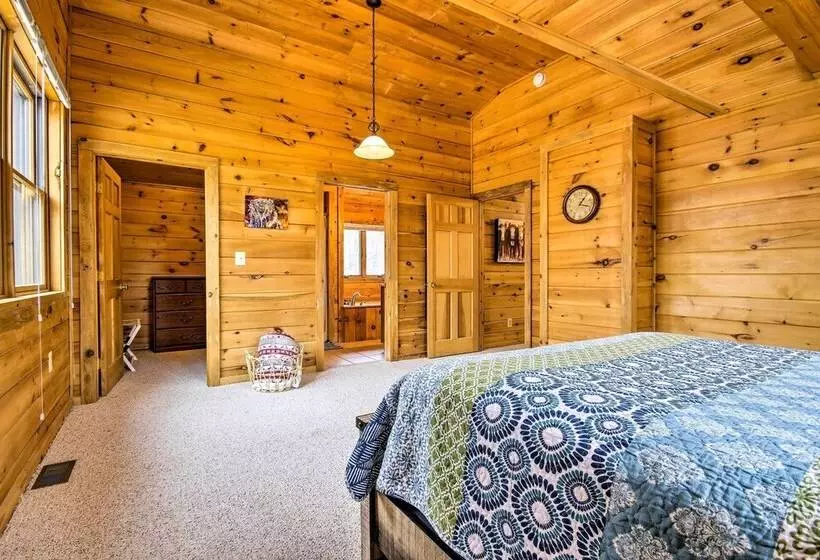 Cozy Log Home: Centrally Located & Pet Friendly!