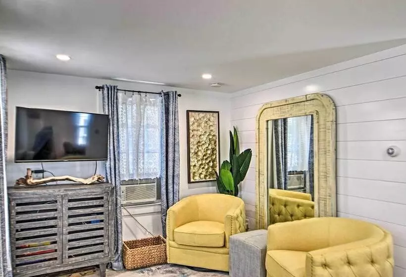 Cozy Ocean Grove Beach Retreat: Walk To The Coast!