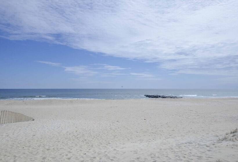 Cozy Ocean Grove Beach Retreat: Walk To The Coast!