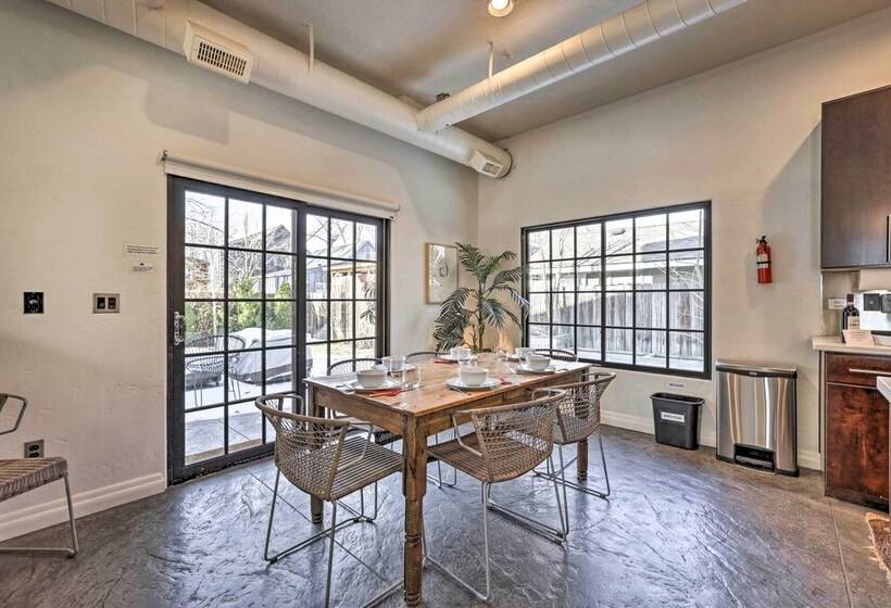 Custom Home < 2 Mi To Downtown Boise