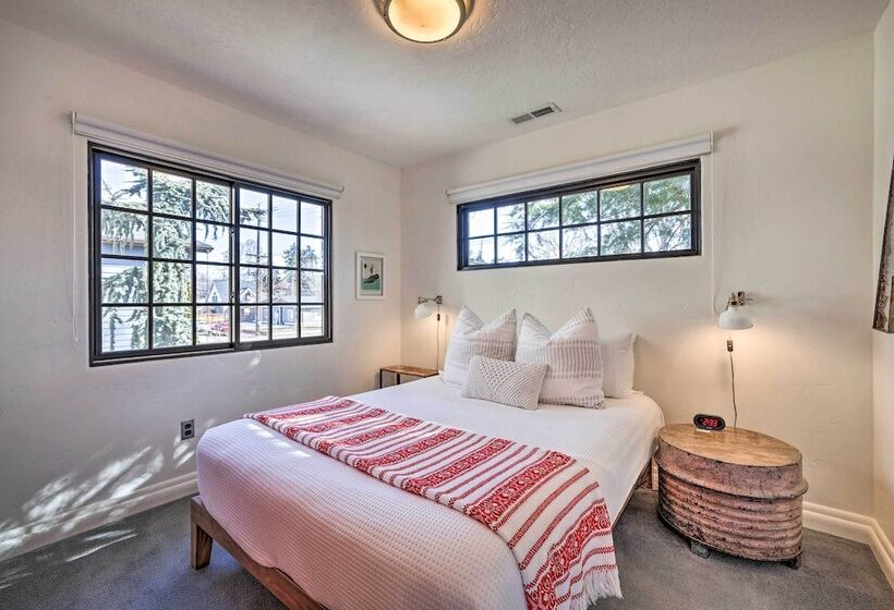 Custom Home < 2 Mi To Downtown Boise