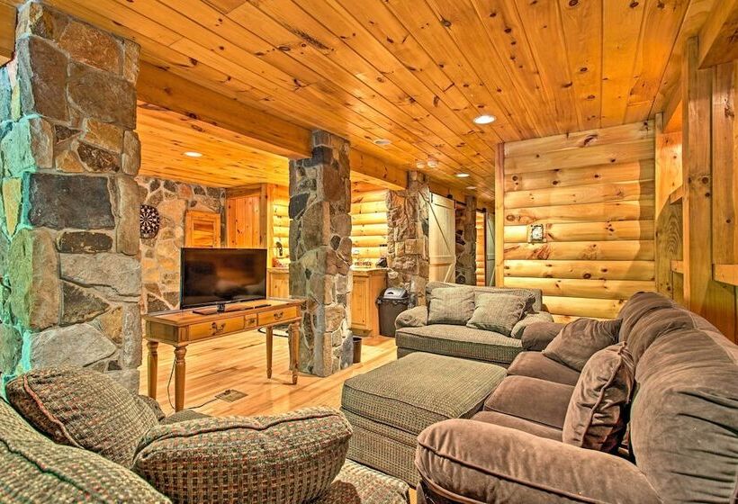 Fire Pit & Hot Tub: Poconos Family Cabin!