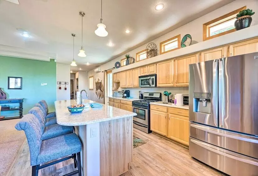 Doc S Retreat  In Ruidoso Downs W/ Mtn Views