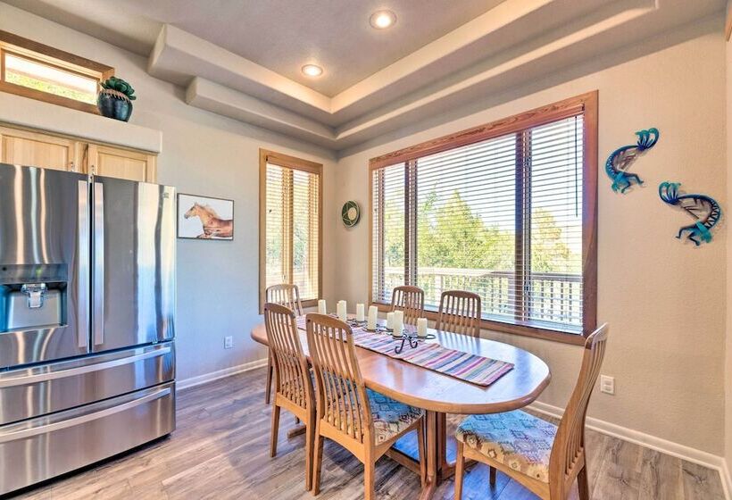 Doc S Retreat In Ruidoso Downs W/ Mtn Views