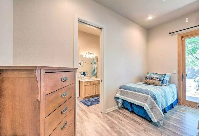 Doc S Retreat  In Ruidoso Downs W/ Mtn Views