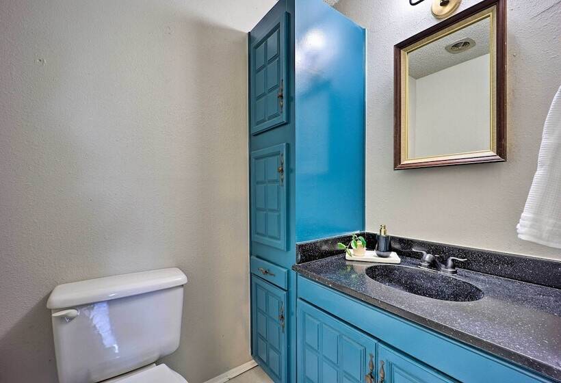 Dog Friendly Bella Vista Home W/ Grill + Deck