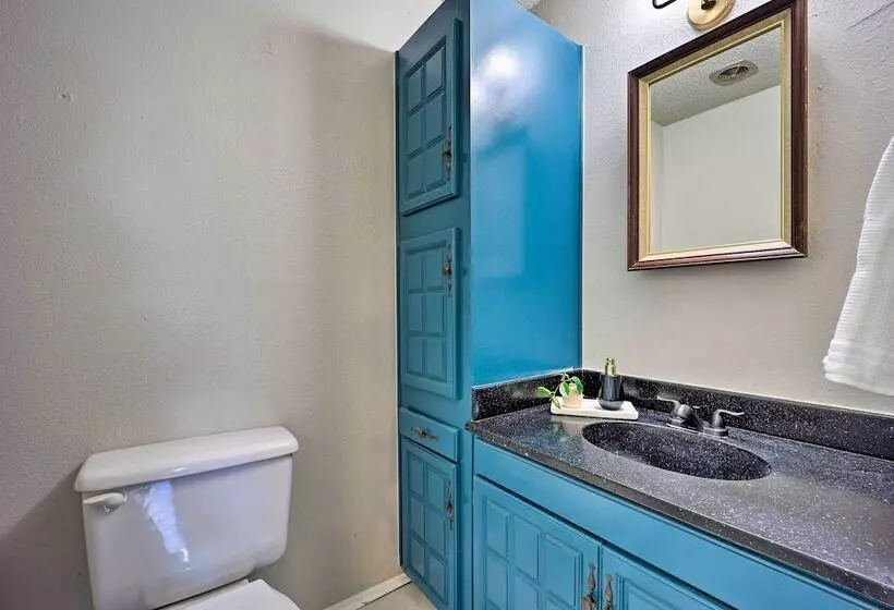 Dog Friendly Bella Vista Home W/ Grill + Deck