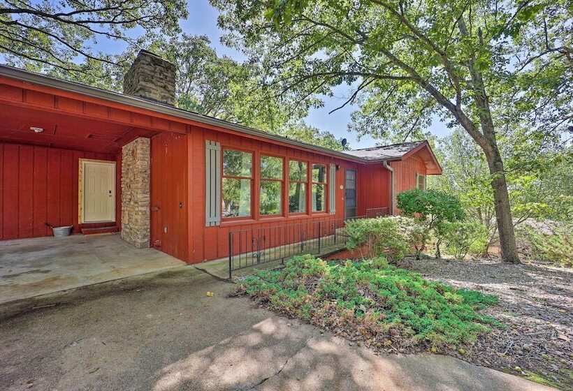 Dog Friendly Bella Vista Home W/ Grill + Deck