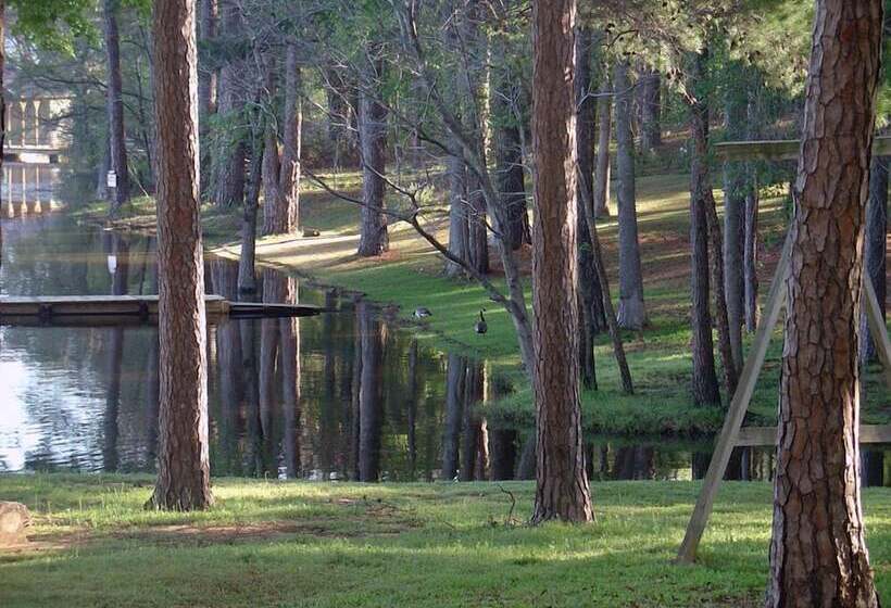 Frankston Home W/deck & Fishing On Lake Palestine!