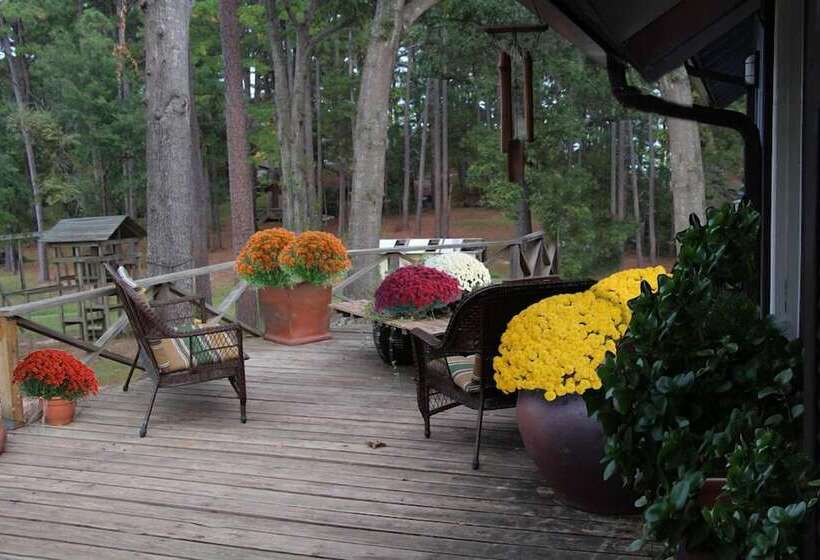 Frankston Home W/deck & Fishing On Lake Palestine!