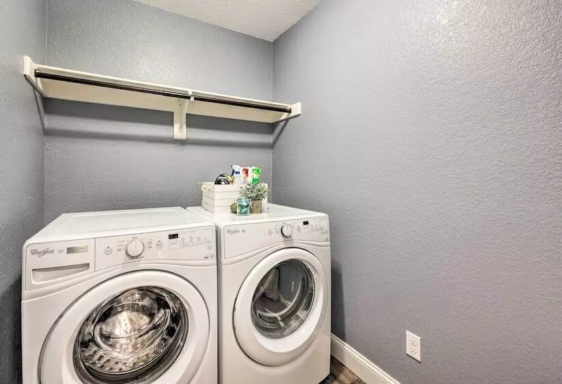 Gorgeous Bentonville Vacation Rental!