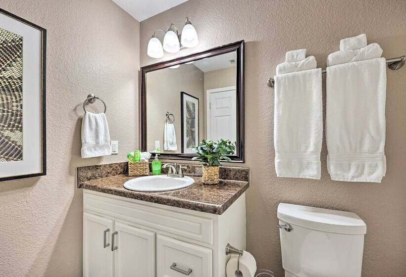 Gorgeous Bentonville Vacation Rental!