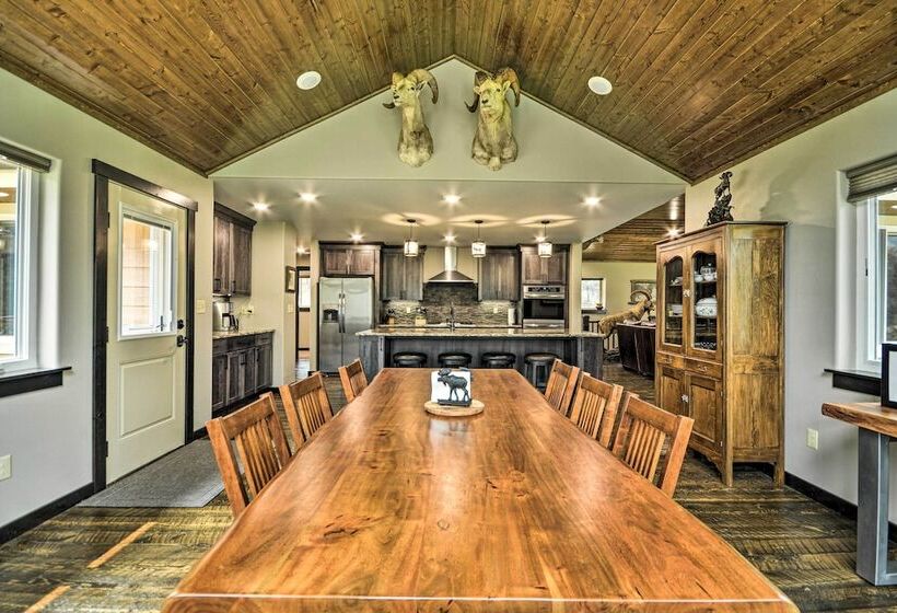 Grand Slam Ranch: Hike & Fly Fish On Site!