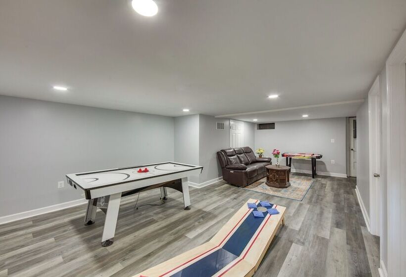 Hideaway In Hershey By The Railroad W/ Backyard!