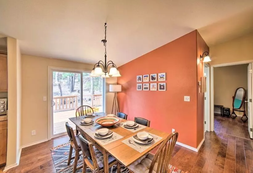 Hilltop Hideout  W/ Peaceful Mountain Views