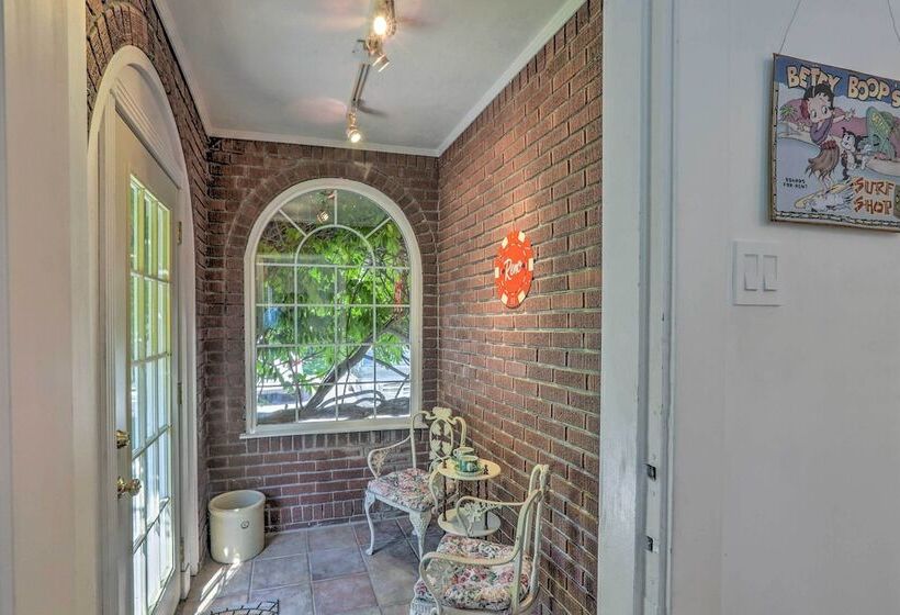 1 Mi To Casinos: Historic Reno Home On Riverwalk