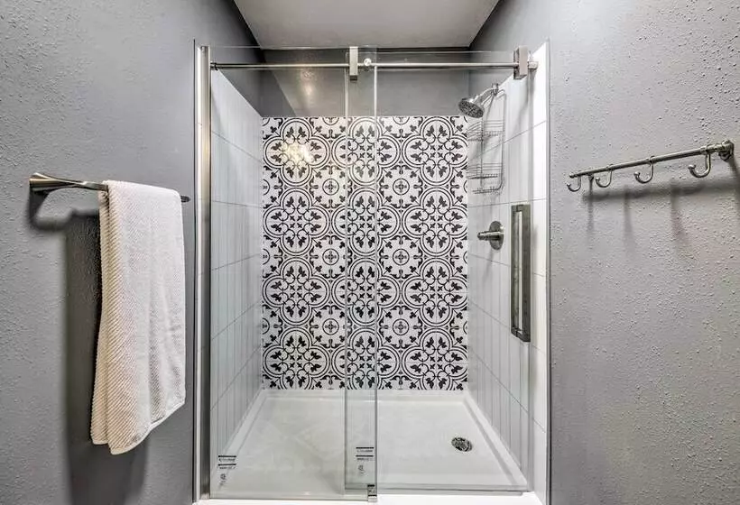 Inn The Clouds    Charming Cloudcroft Escape