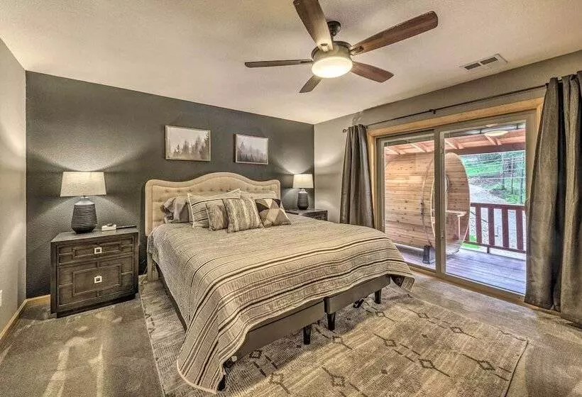 Inn The Clouds    Charming Cloudcroft Escape