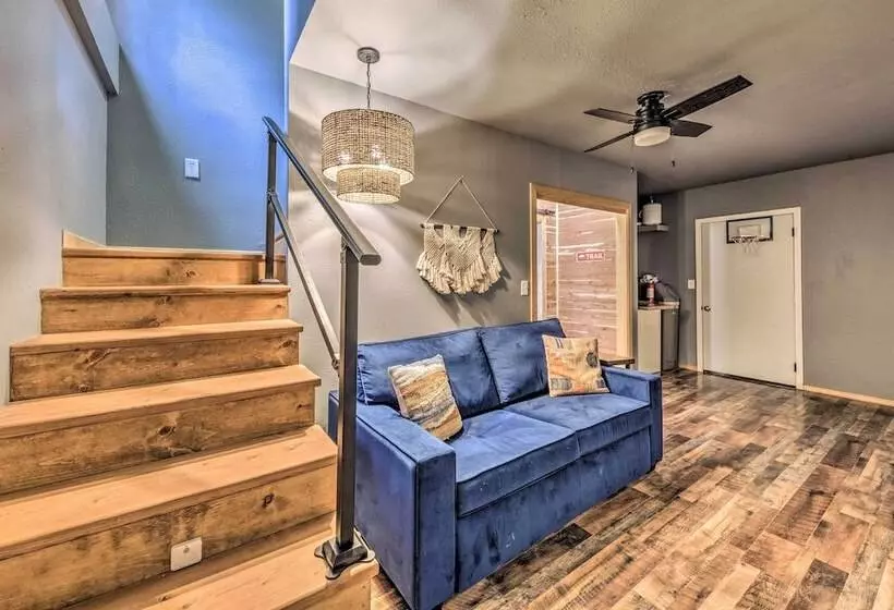 Inn The Clouds    Charming Cloudcroft Escape