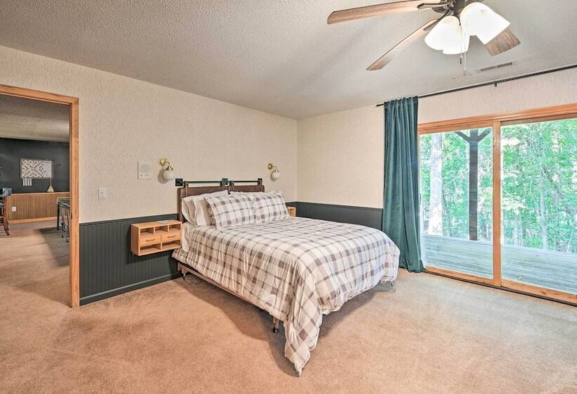 Lakefront Anderson Paradise: Dock, Fire Pit!